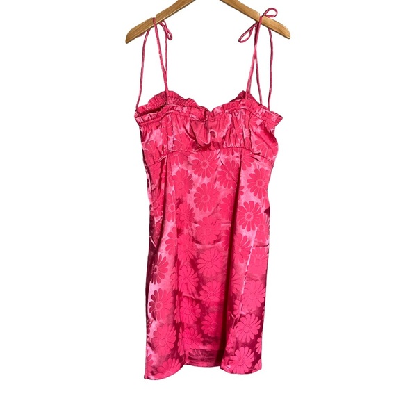 Cotton Candy LA Hot Pink Daisy Print Ruffled Mini Dress - Picture 4 of 4